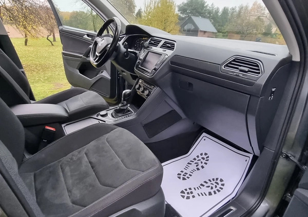 Volkswagen Tiguan cena 94200 przebieg: 154000, rok produkcji 2017 z Miłakowo małe 562